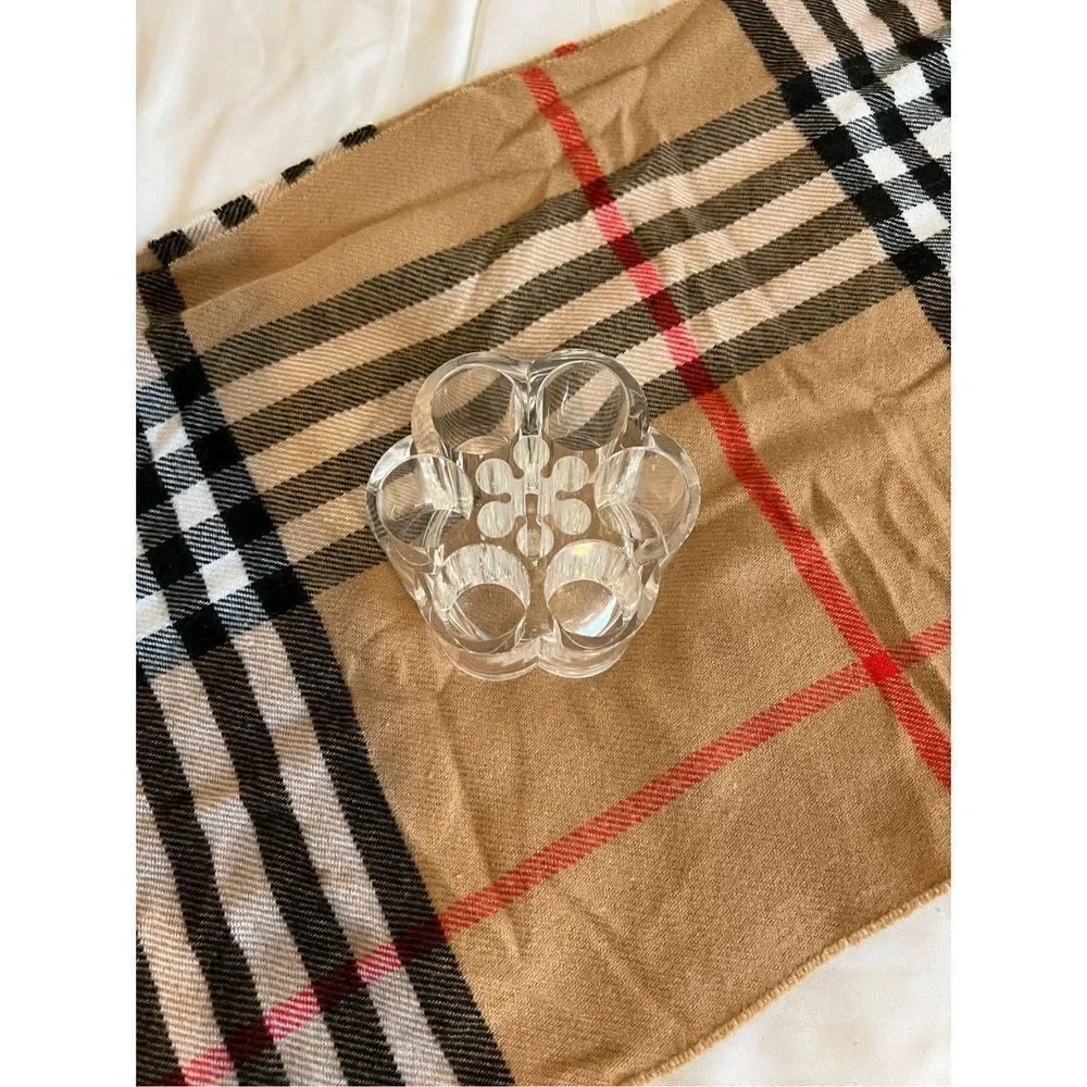 Clear acrylic makeup brush holder